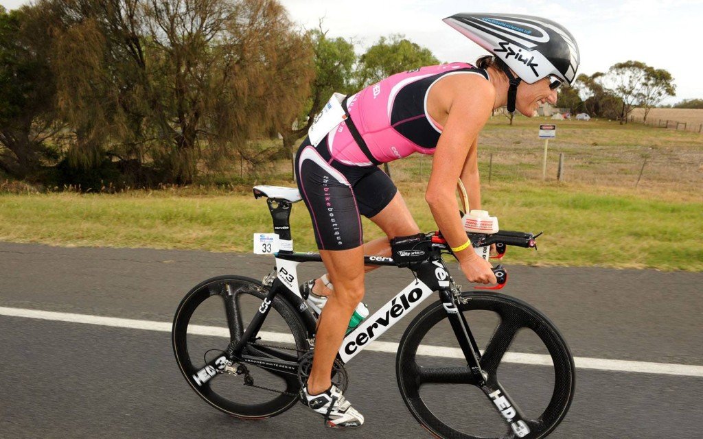 Magnetic therapy sports injury recovery - Review by Lisbeth Kristensen - Professional IronMan and Triathlete competitor